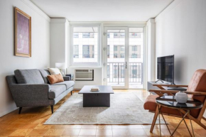 Midtown 2BR w Gym Doorman nr Central Park NYC-506